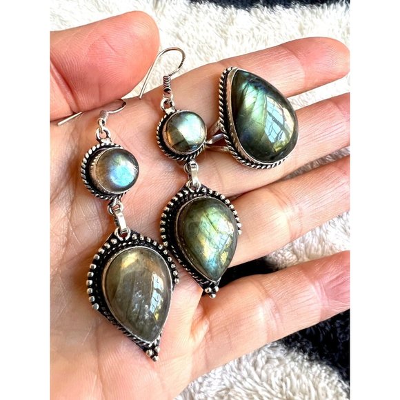Handmade Jewelry - 925 Super Flash Labradorite Earrings + Ring Set